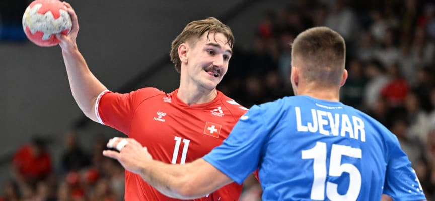 В субботу состоялось много контрольных матчей. Сенсация  случилась в Швейцарии, где хозяева взяли верх над Хорватией