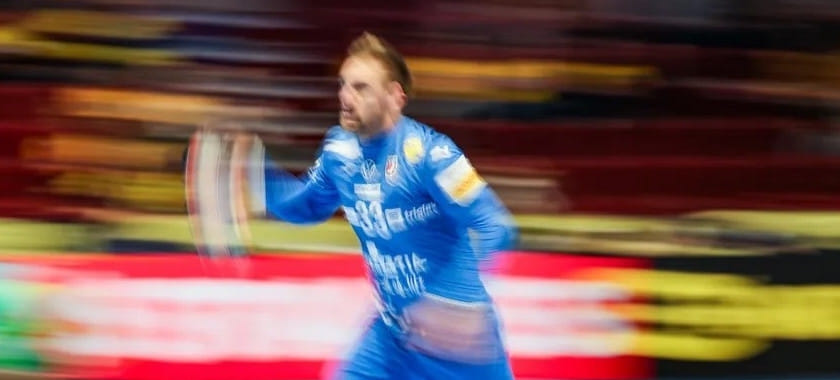 Сборная Хорватии обыграла команду Швейцарии в основном раунде чемпионата Европы. У четырёх команд в группе 2 по четыре очка