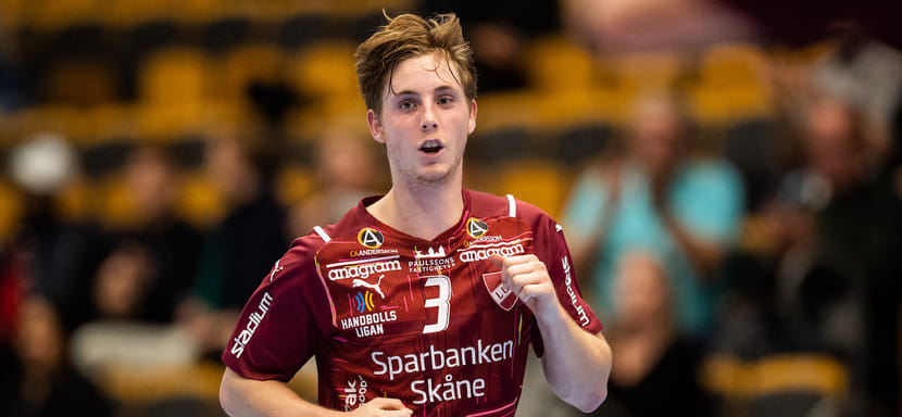 Бундеслига. За "Бергиш" со следующего сезона будет выступать правый крайний шведского "Луги" Исак Перссон