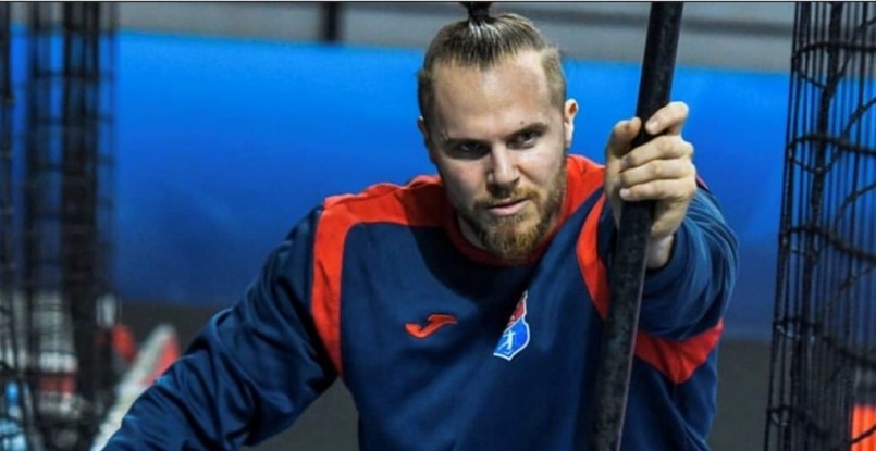 Полусредний БГК Вильям Аккамбре подтвердил, что по окончании сезона покинет команду и будет выступать во французском "Эксе"