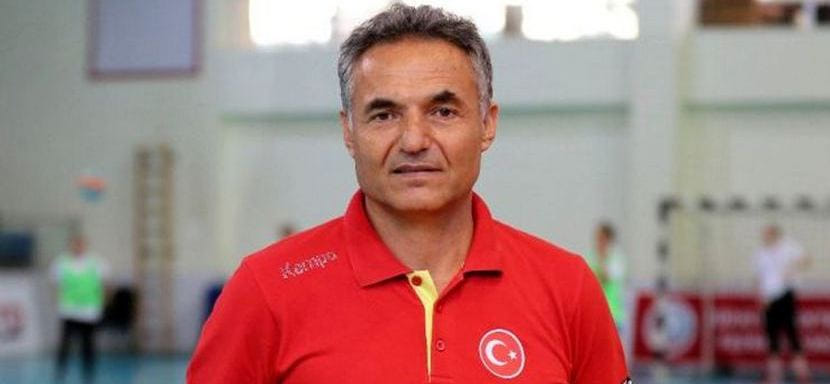 ЧМ-2021. Тренер сборной Турции Бирол Юнсал: "Играя против таких сильных соперников, как Россия, мы сможем увидеть уровень нашего гандбола"