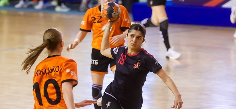 Левая крайняя из системы звенигородской "Звезды" Лутфия Раджабекова продолжит карьеру в "Уфе-Алисе"