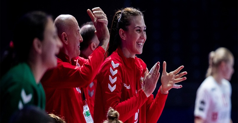 ЧЕ-2018. Сборная Сербии после первого тайма обыгрывает черногорок