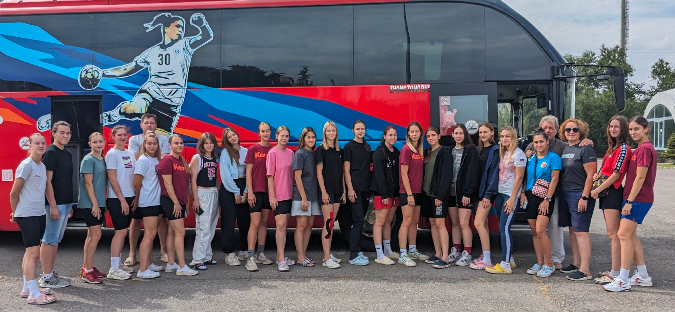 Высшая лига. "Астраханочка-2" в преддверии старта сезона отправилась на тренировочный сбор на юг области