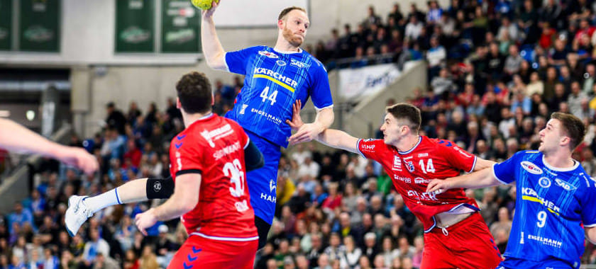 В единственном матче понедельника в бундеслиге "Штутгарт" в гостях оказался сильнее "Битигхайма"