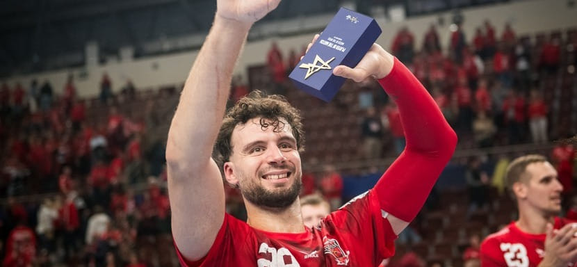 Источник: французский разыгрывающий Недим Ремили продлил контракт с венгерским "Веспремом"