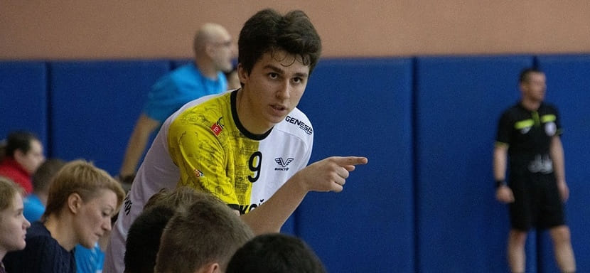 Ряды казанского "Зиланта" пополнил левый полусредний из системы ставропольского "Виктора" Вадим Попов