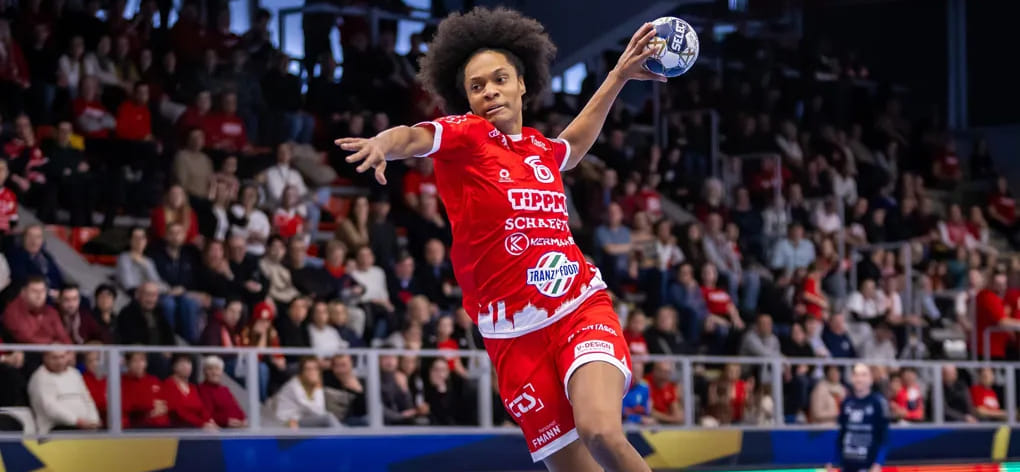 На старте плей-офф женской Лиги чемпионов "Подравка" сыграет сегодня дома с "Эсбьергом", а "Дебрецен" примет"Оденсе"