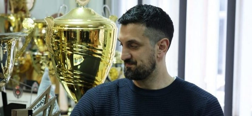 Защитник македонского "Еврофарма Пелистера" Илия Абутович спустя 16 лет вновь будет играть за белградский "Партизан"