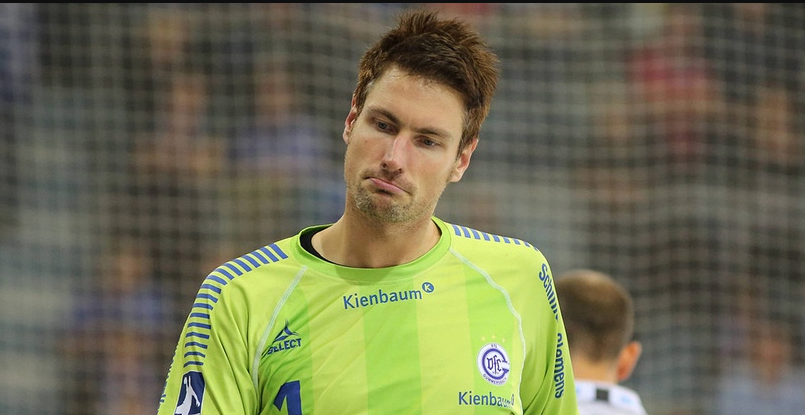 Германия. Голкипер "Эрлангена" Карстен Лихтляйн установил рекорд бундеслиги по количеству сыгранных матчей