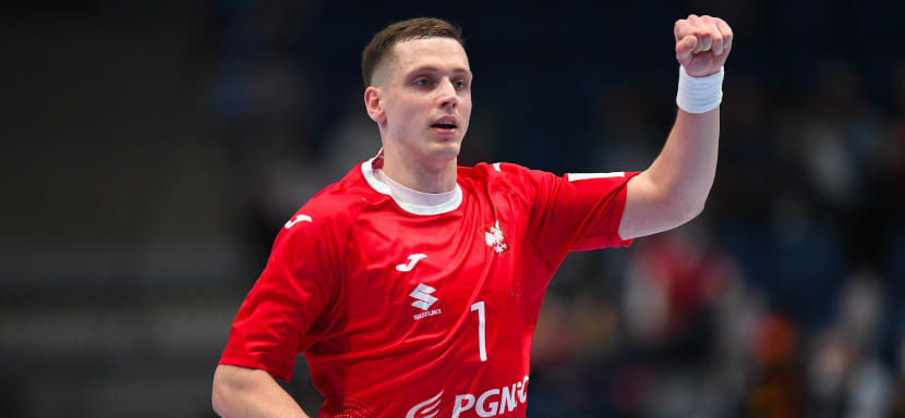 ЧЕ-2022. Коронавирусный лазарет сборной Польши опустел. Патрык Вальчак и Мацей Зажицки вышли из карантина и могут сыграть с россиянами