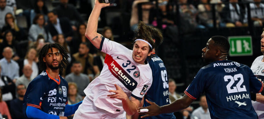 Франция. Где-то высоких разыгрывающих не хватает, а где-то — Стейнс и Скубе. Париж в финале Кубка!