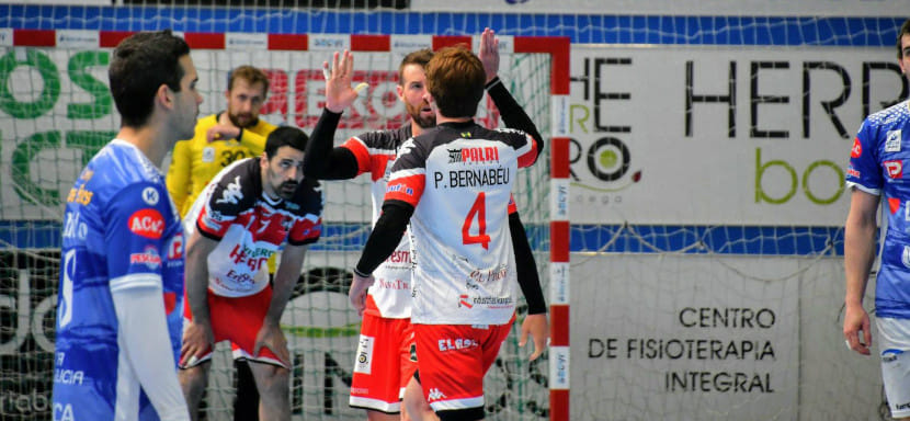 Испания. "Нава" Дмитрия Потоцкого одержала победу над "Сисне" в единственном матче воскресенья