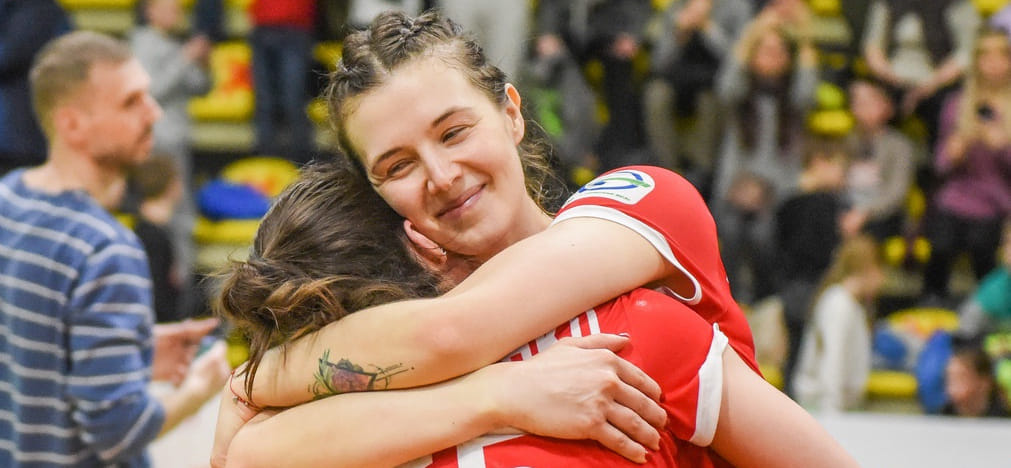 Беларусь. Правая полусредняя "Гомеля", россиянка Наталья Даньшина продлила контракт с клубом еще на сезон