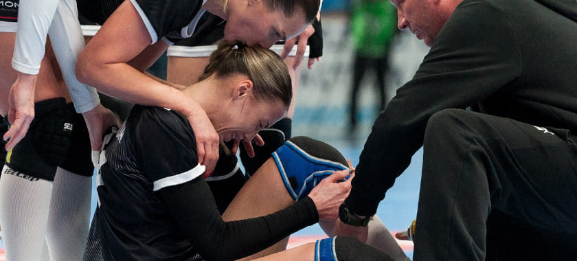 Полина Шаркова выбыла на долгий срок. Левой полусредней "Астраханочки" предстоит двухэтапная операция на ранее травмированном колене