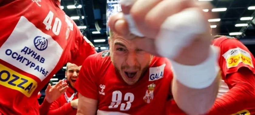 Германия в шаге от катастрофы. Сербия почти выкинула немцев с Евро-2026, Норвегия и Франция идут дальше