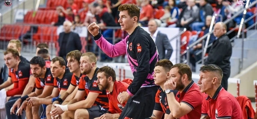 Olimpbet Суперлига. "Пермские медведи" разгромили на выезде омский "Скиф". "Зенит" добился победы над гостями из Саратова