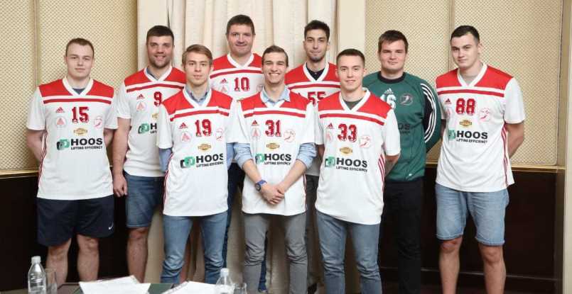 Новичок мужской Суперлиги "Таганрог"-ЮФУ подписал контракты с десятью игроками. Церемония заключения соглашений прошла в Москве