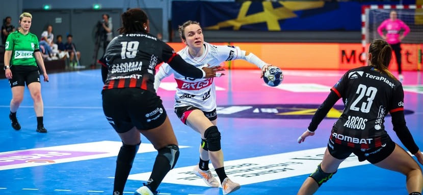 Россиянка Анна Вяхирева вошла в символическую сборную по итогам ответных матче 1/4 финала Лиги чемпионов (ВИДЕО)