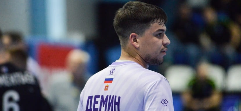 Правый крайний Илья Дёмин покинул ряды "Чеховских медведей". Он играл за подмосковный клуб с лета 2022 года