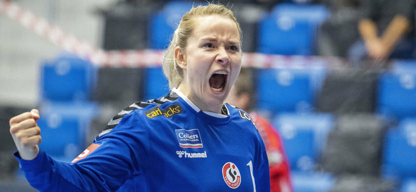 Delo Лига чемпионов. Датчанка Рикке Поульсен из "Эсбьерга" — автор лучшего сэйва в 11-м туре группового раунда (ВИДЕО)