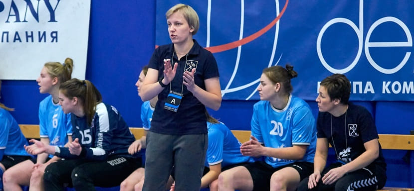 Играй, страна! Женская первая лига. Семь в "Центре", девять на "Юге" — клубки амбиций и надежд