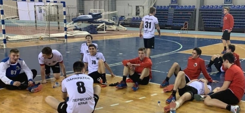 "Пермские Медведи-2" и "Университет-Нева-2" разошлись миром в повторном матче молодежного первенства России