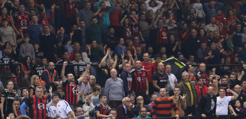 "Вардар" оштрафован на 15 000 евро за оскорбительный баннер в адрес Таланта Дуйшебаева