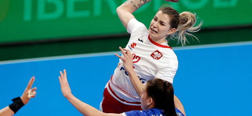 ЧМ-2021. Александра Росяк: "Россиянки ничем нас не удивили. С удовольствием променяла бы звание лучшего игрока матча на победу"