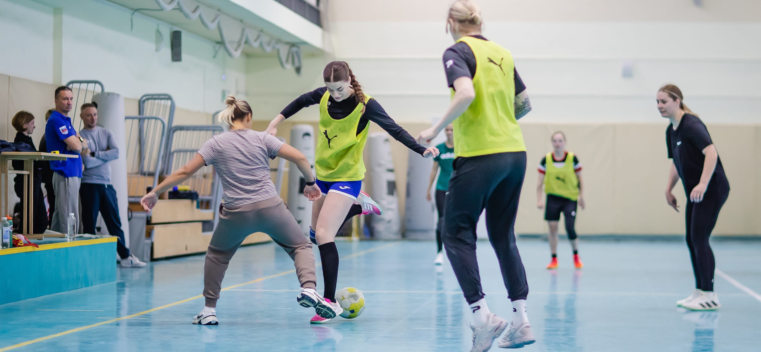 Главный тренер "Луча" Роман Ляшенко: "Задача-минимум — выйти в плей-офф. А максимум — чемпионство"