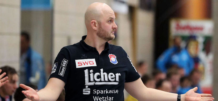 Бундеслига. "Минден" назвал имя преемника рулевого Франка Карстенса. Это исландский специалист Адалстейнн Эйелфссон