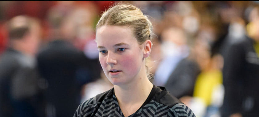 Бундеслига. Правая крайняя "Боруссии" Амели Бергер порвала крестообразную связку. Она была вызвана в сборную Германии