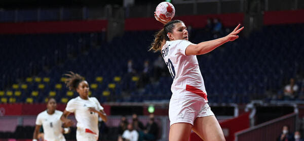 Олимпиада. Лора Флипп: "Мы играли поздно вечером, было непривычно. Нужно было немного поиграть, чтобы перестать испытывать давление"