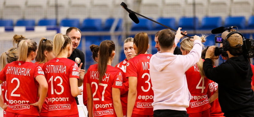 Грацкевич сыграет за сборную клубов, Сивухи нет в главной команде, россиянки без Махатадзе и Решетниковой — известны составы на минский турнир