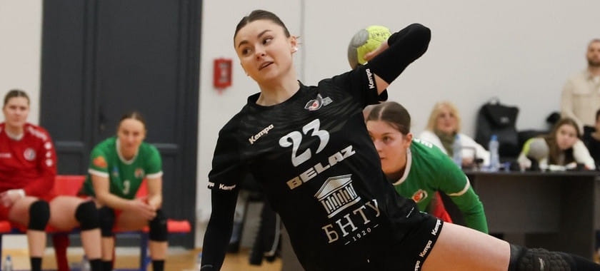"Гомель" и БНТУ-БелАЗ не выявили сильнейшего во встрече женского чемпионата Беларуси. "Берестье" и фарм БНТУ забросили 77 мячей