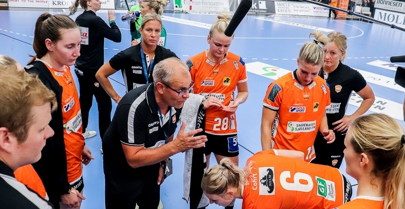 Дания. Седьмой тур женского чемпионата начался с побед "Оденсе" и "Хернинга-Икаста"