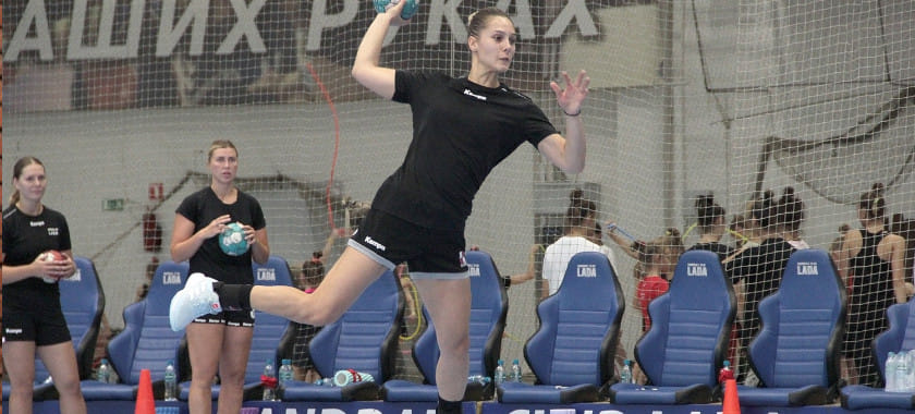 Стали известны сроки и участники традиционного предсезонного чемпионата города Тольятти. Суперлигу представят "Лада" и "Университет"