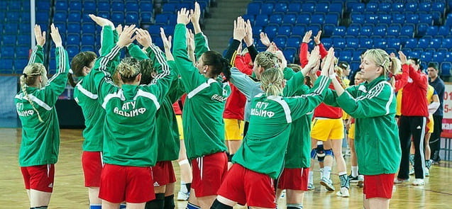 Спастись и сохраниться. БЦ рассказывает, как клубам удавалось чудесным образом избегать вылета