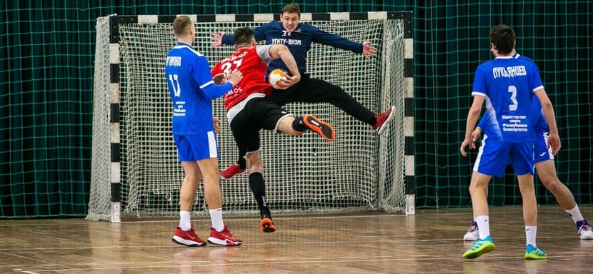 Россия. Новичок Суперлиги омский "Скиф" пополнился 33-летним вратарём уфимского "Акбузата" Николаем Костенко