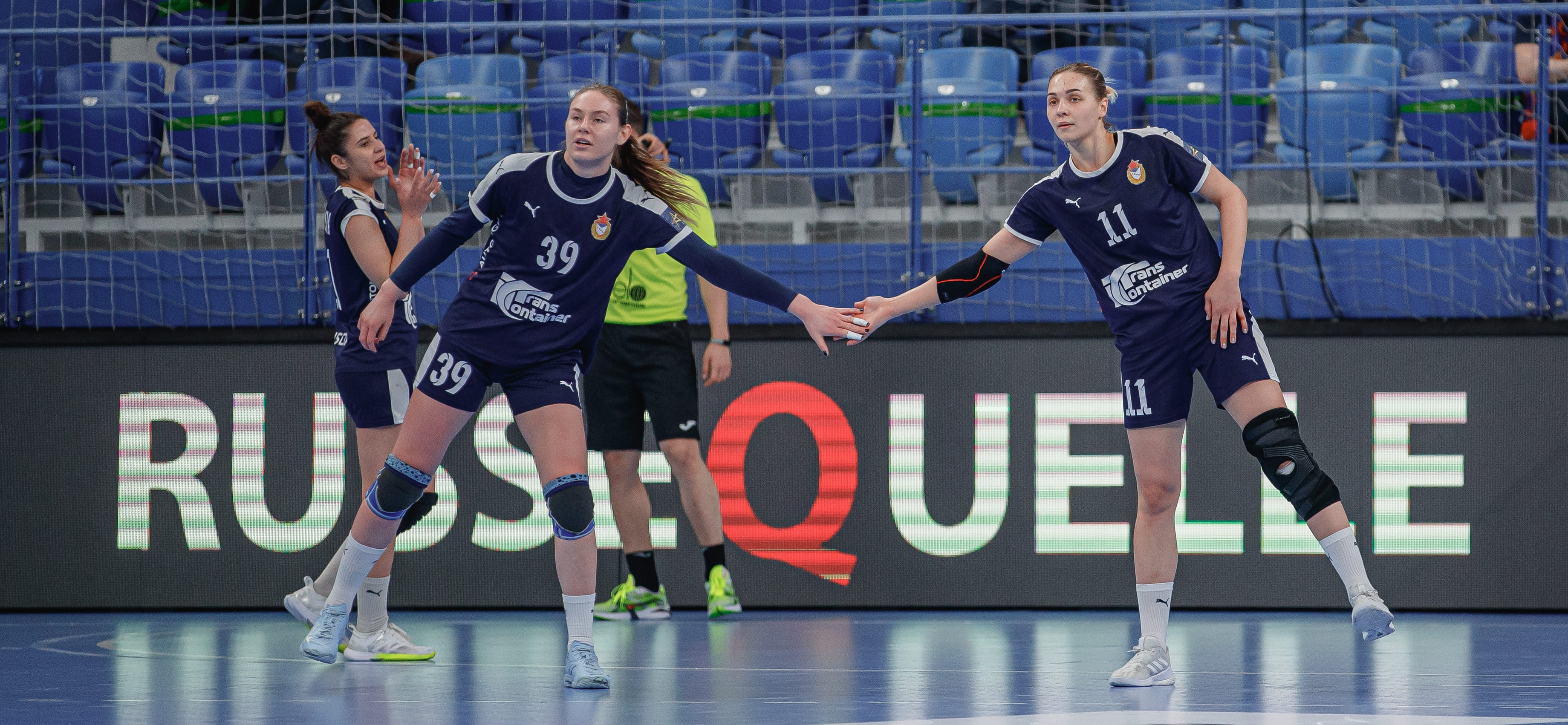 Чемпионат России. Смеясь, расстаться с настоящим. Регулярный сезон подытожил матч-анекдот