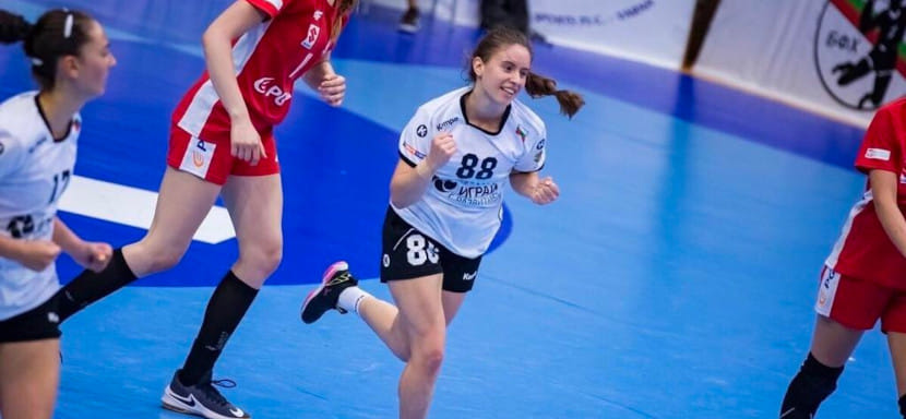 "Территория" Карины Саменовой. Приключения чемпионки Болгарии из столицы юмора в Москве