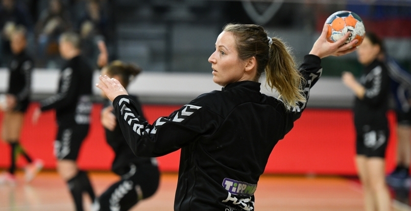 Венгрия. Голкипер сборной Норвегии Силье Сульберг в конце сезона покинет "Шиофок" и станет игроком "Дьера". Контракт — на три года