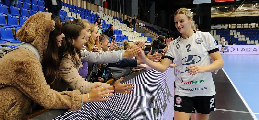 Olimpbet Cуперлига. Правая крайняя Ольга Фомина стала лучшим игроком тольяттинской "Лады" в сентябре по итогам голосования болельщиков