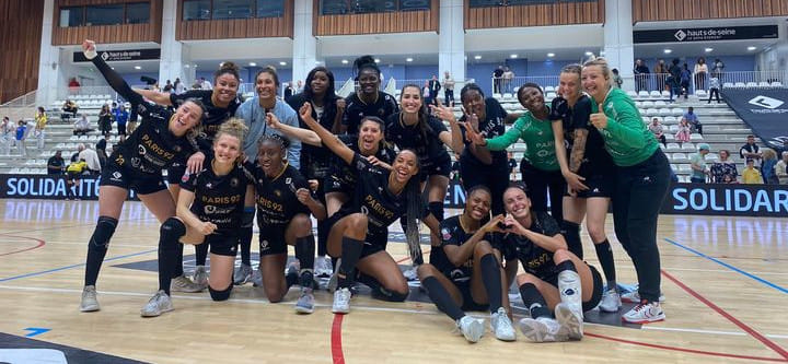 Франция. "Пари-92" разгромил "План де Кюк", "Нант" нанес поражение "Шамбре" в воскресных матчах женского чемпионата