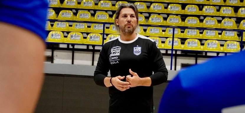 "Бухарест" россиянки Валерии Масловой остался без главного тренера. Пост покинул румынский специалист Адриан Василе