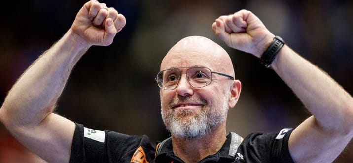 Рулевой египетского "Аль-Ахли" Стефан Мадсен возглавит "ПСЖ" летом 2025 года. Помогать ему будет Хенрик Мёлльгорд