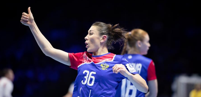 ЧЕ-2018. Перехват Анны Вяхиревой и гол Юлии Манагаровой — в пятерке лучших моментов игрового дня (ВИДЕО)