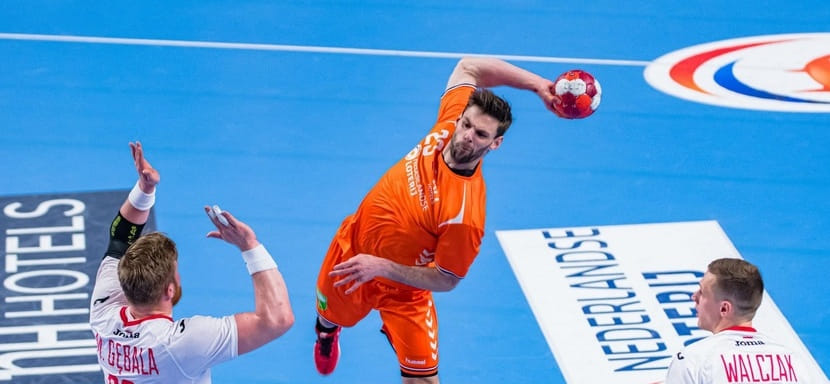 Дания. Левый полусредний сборной Нидерландов Йорн Смитс по окончании сезона покинет "Хольстебро"