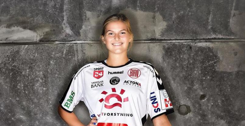 Дания. Полусредняя "Хольстебро" Лерке Кристенсен продлила контракт с клубом