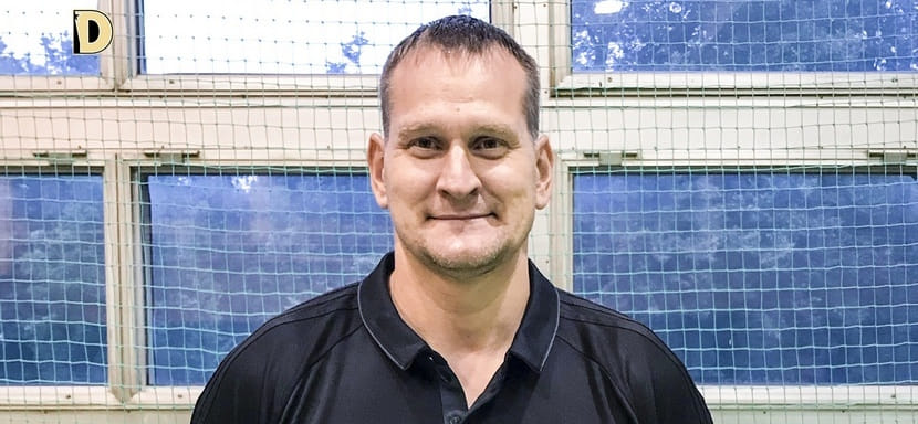 Россия. 12-кратный чемпион страны в составе "Чеховских медведей" Алексей Каманин покинул пост рулевого мужской команды "Дворца"